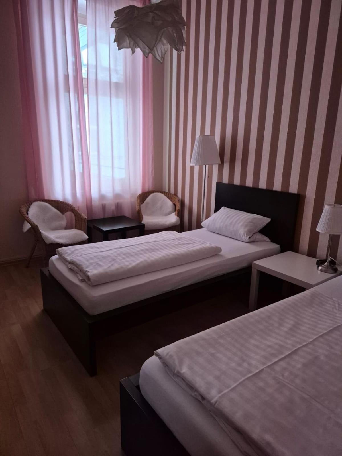 호텔 펜션 카를로텐부르크 베를린 외부 사진